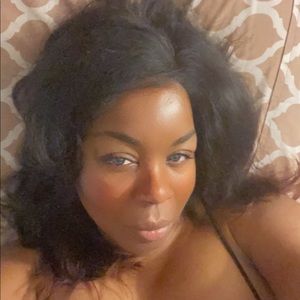 Meet your Posher, Benita